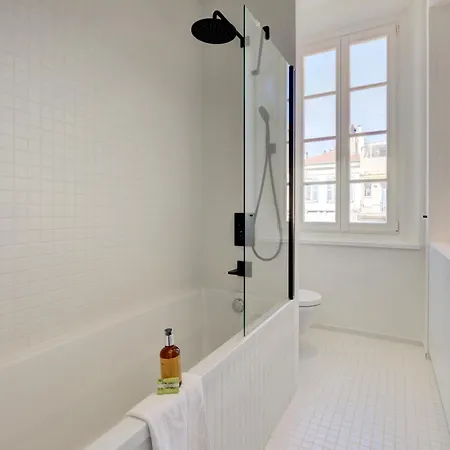 Immogroom - Luxueux - 2min Du Palais - Vue - Clim * Канны